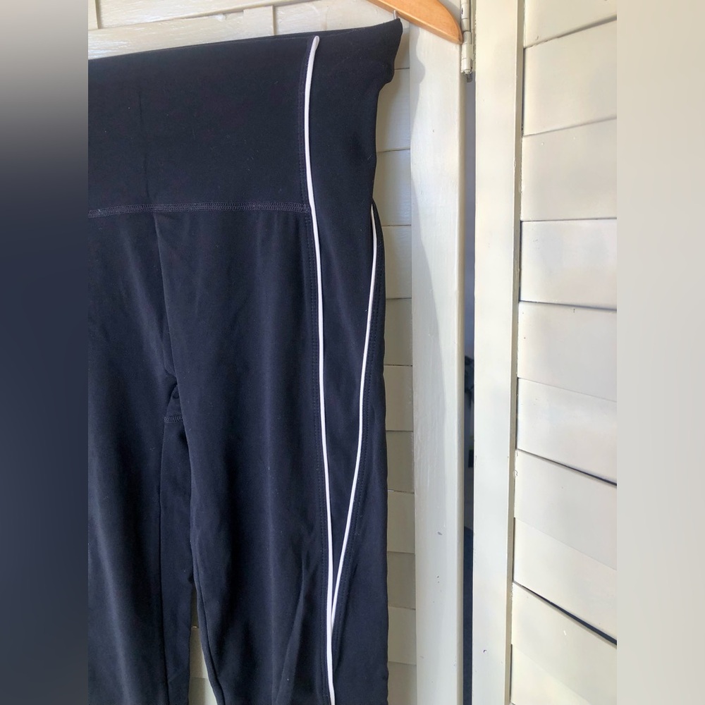 Adanola Ultimate Micro Piping Leggings Size Small - Picture 4 of 9